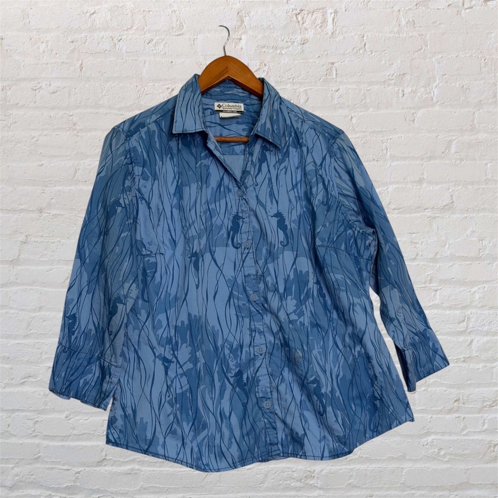 Columbia Womens Blue Seahorse Print Button Down Shirt XL 3/4 Sleeve‎